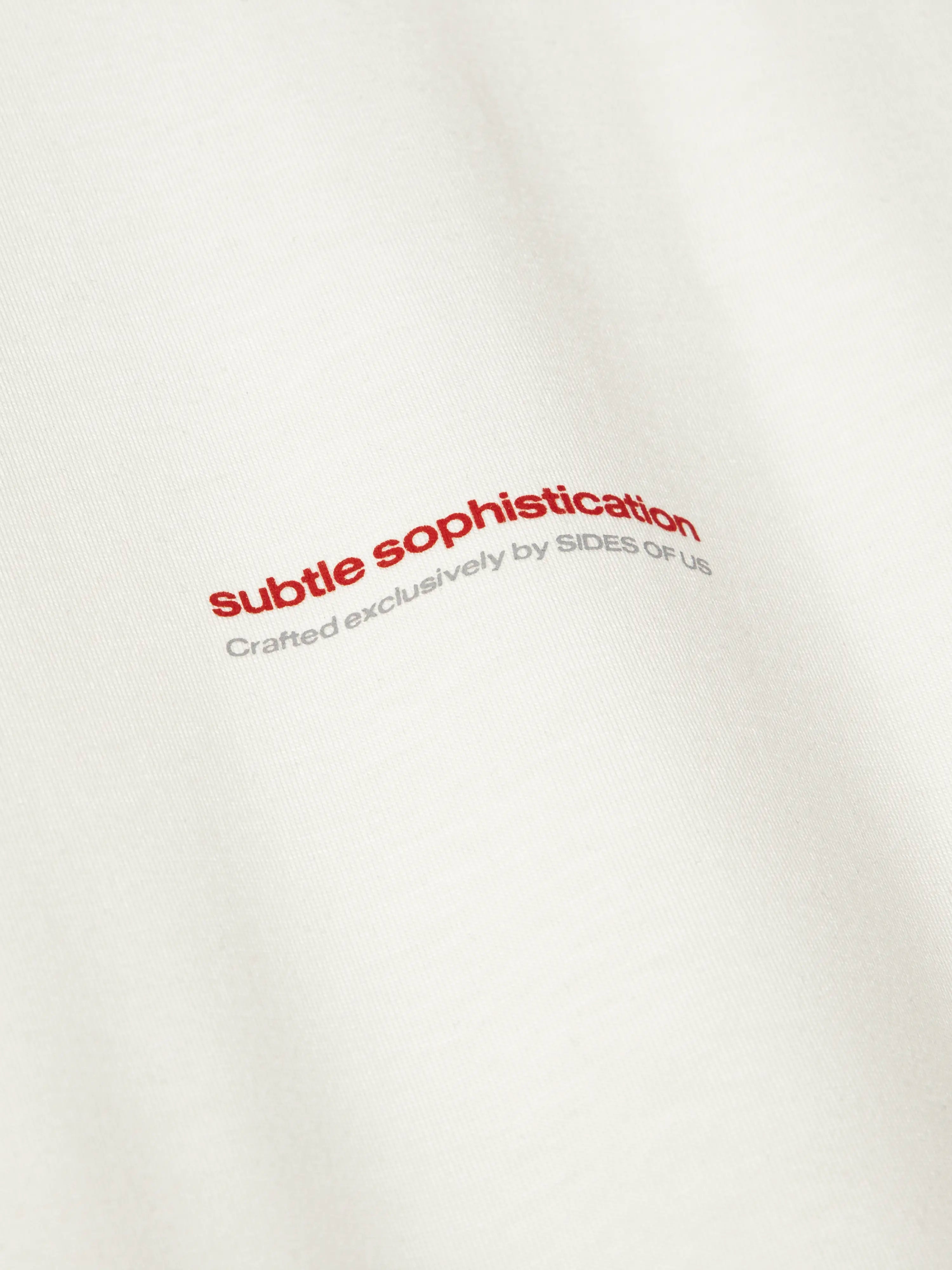 SUBTLE LOGO T-SHIRT