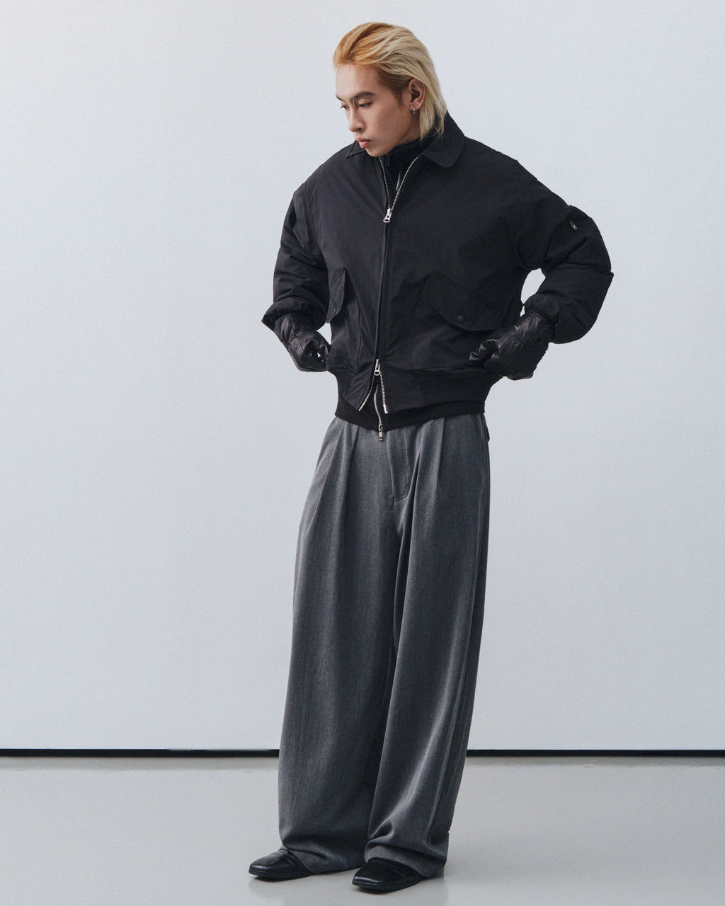 PILOT BOMBER JACKET - BLACK