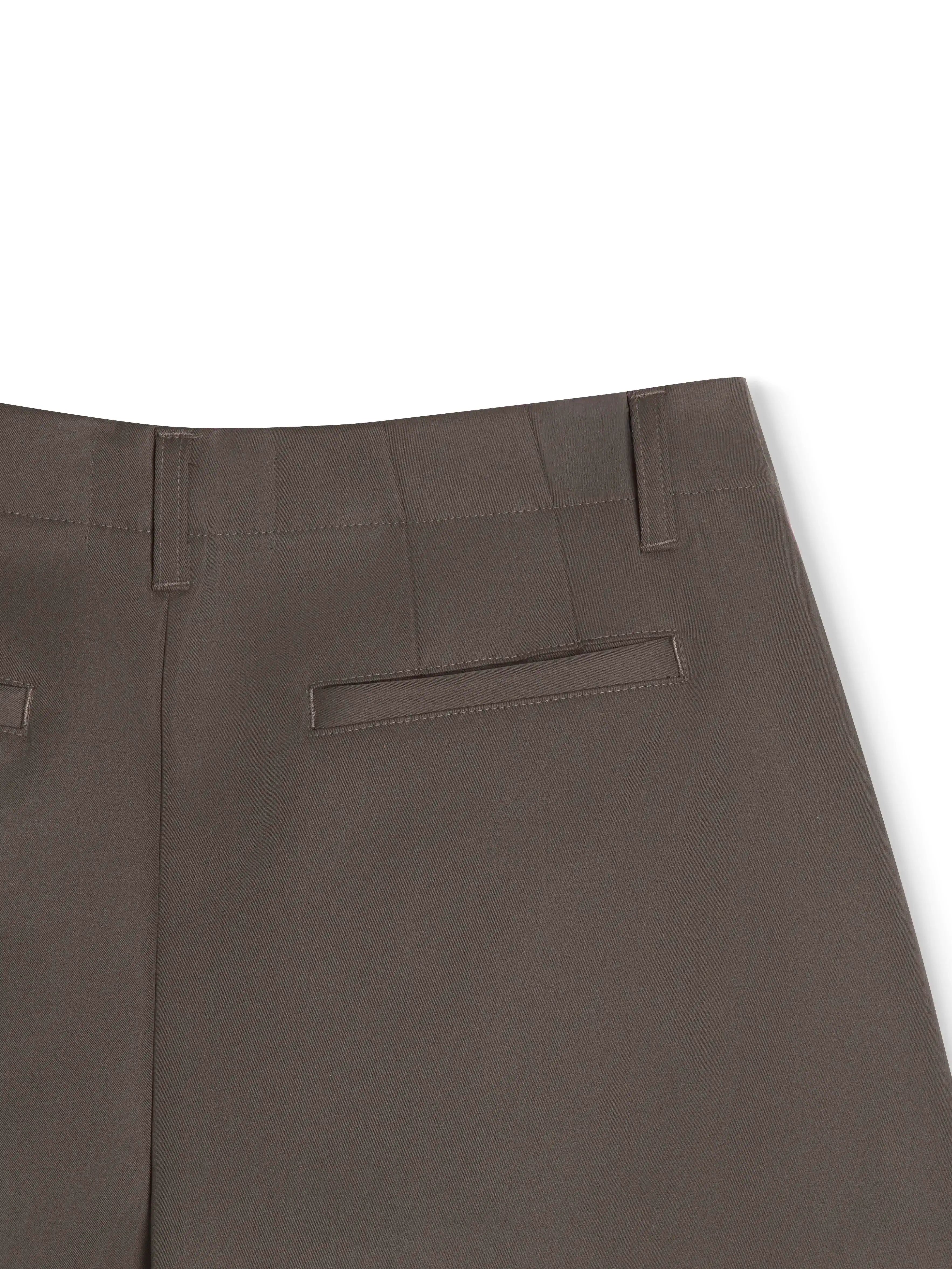 WIDE-LEG KHAKI SHORTS